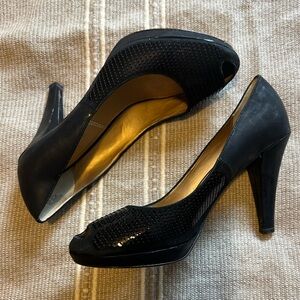 Tahari peep toe black pumps